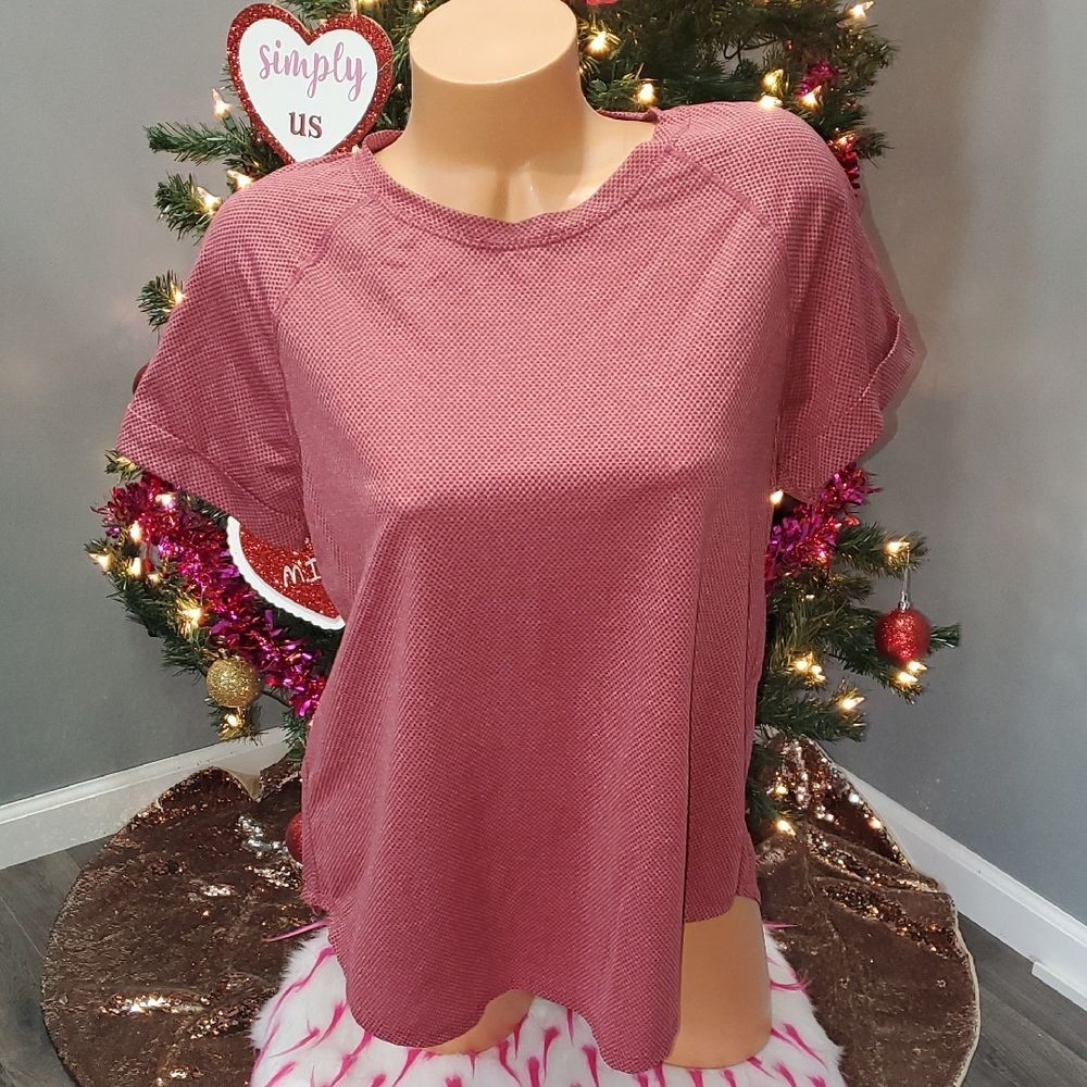 Athletic Women's Red Top Shirt Blouse Split Back